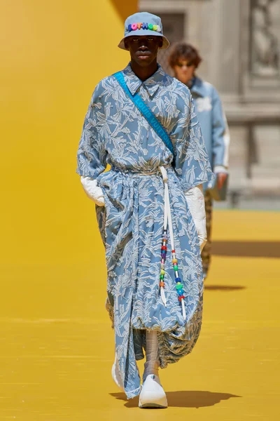 Look 62